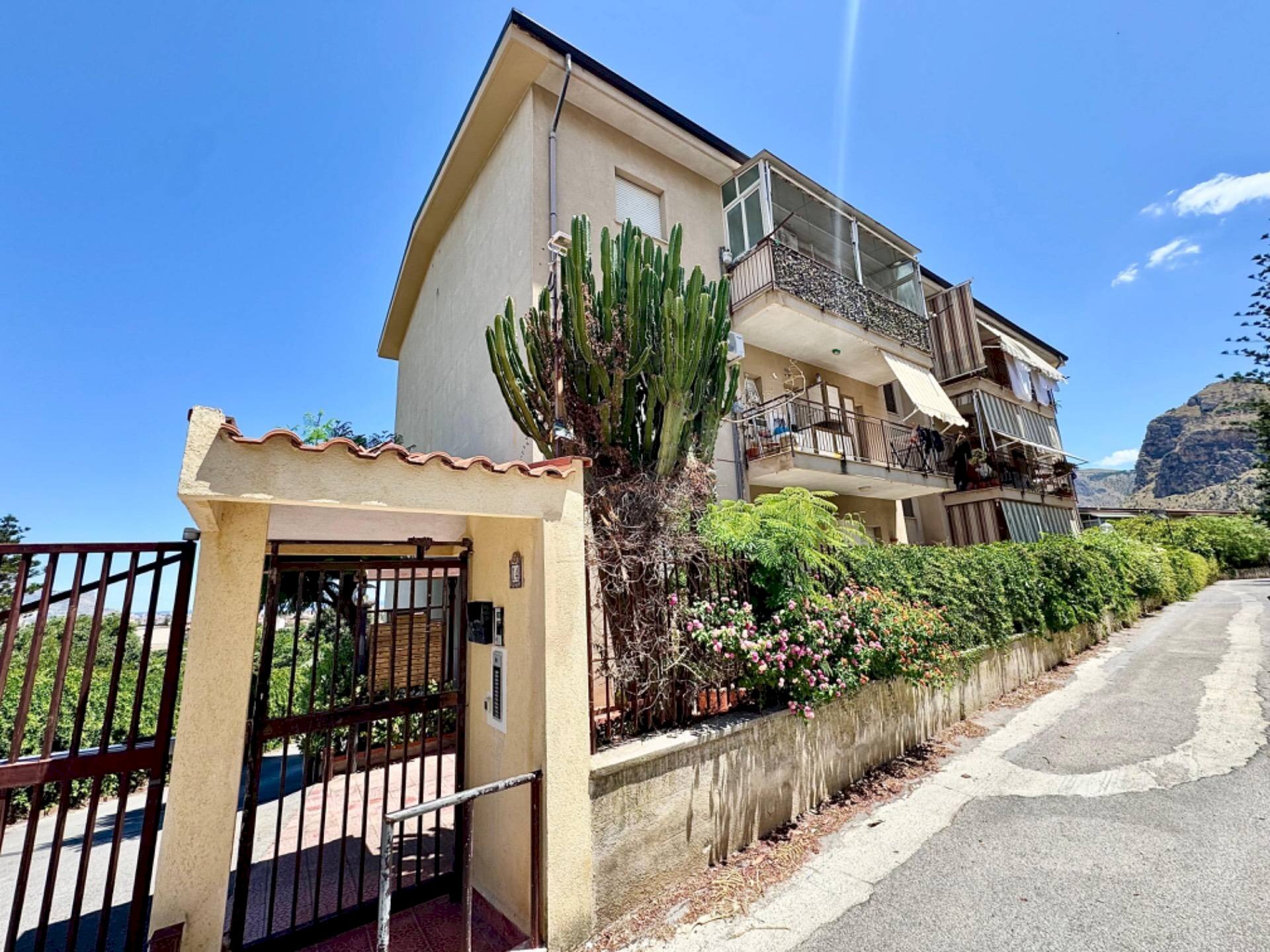 Foto 2 - Apartment Via San Benedetto Il Moro
 
14, Palermo - photo 2