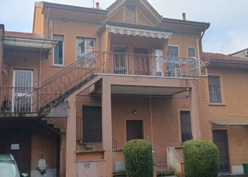 facciata - Monolocale Giuseppe Garibaldi, Nova Milanese - foto 2