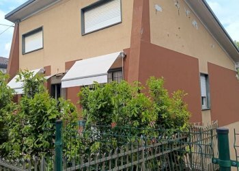 facciata - Villa Giuseppe Negrini, Cermenate - foto 2