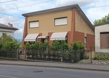 facciata - Villa Giuseppe Negrini, Cermenate - foto 3