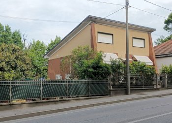 facciata - Villa Giuseppe Negrini, Cermenate - foto 6