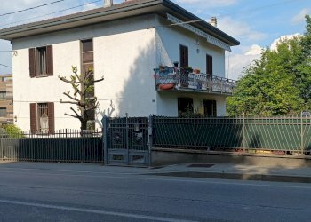 facciata - Villa Giuseppe Negrini
 
34, Cermenate - foto 7