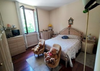 camera da letto - Villa Giuseppe Negrini
 
34, Cermenate - foto 16