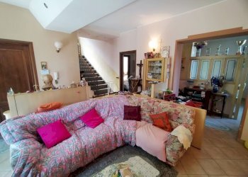 soggiorno - Villa Giuseppe Negrini
 
34, Cermenate - foto 23