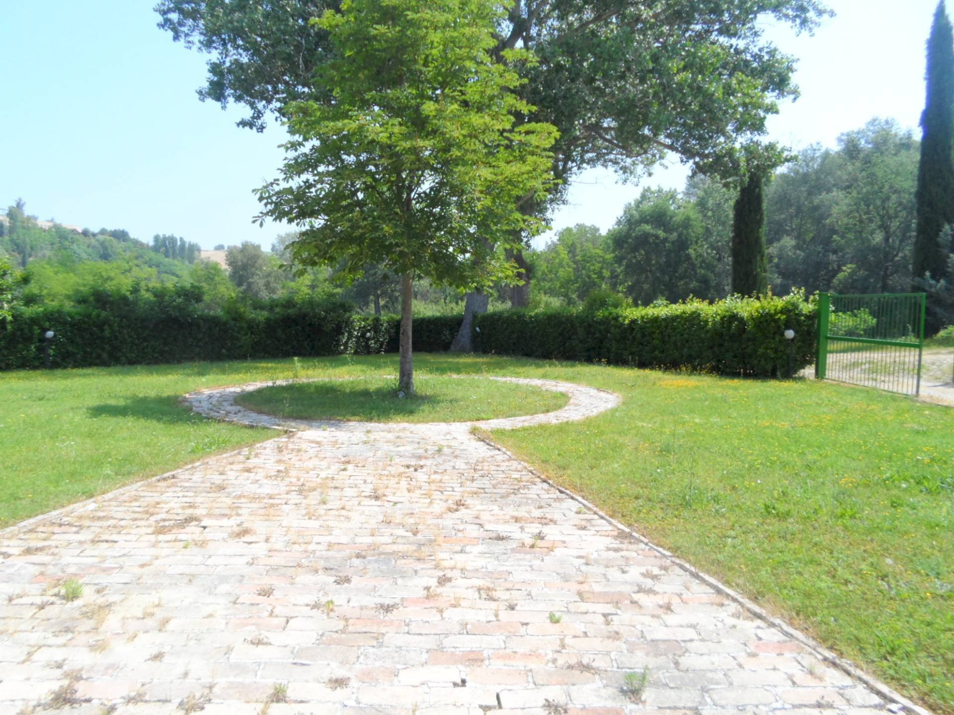 Foto 3 - Casa indipendente Via Menocchia
 
28, Carassai - foto 3