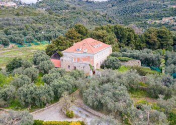 Villa Imperia - foto 1