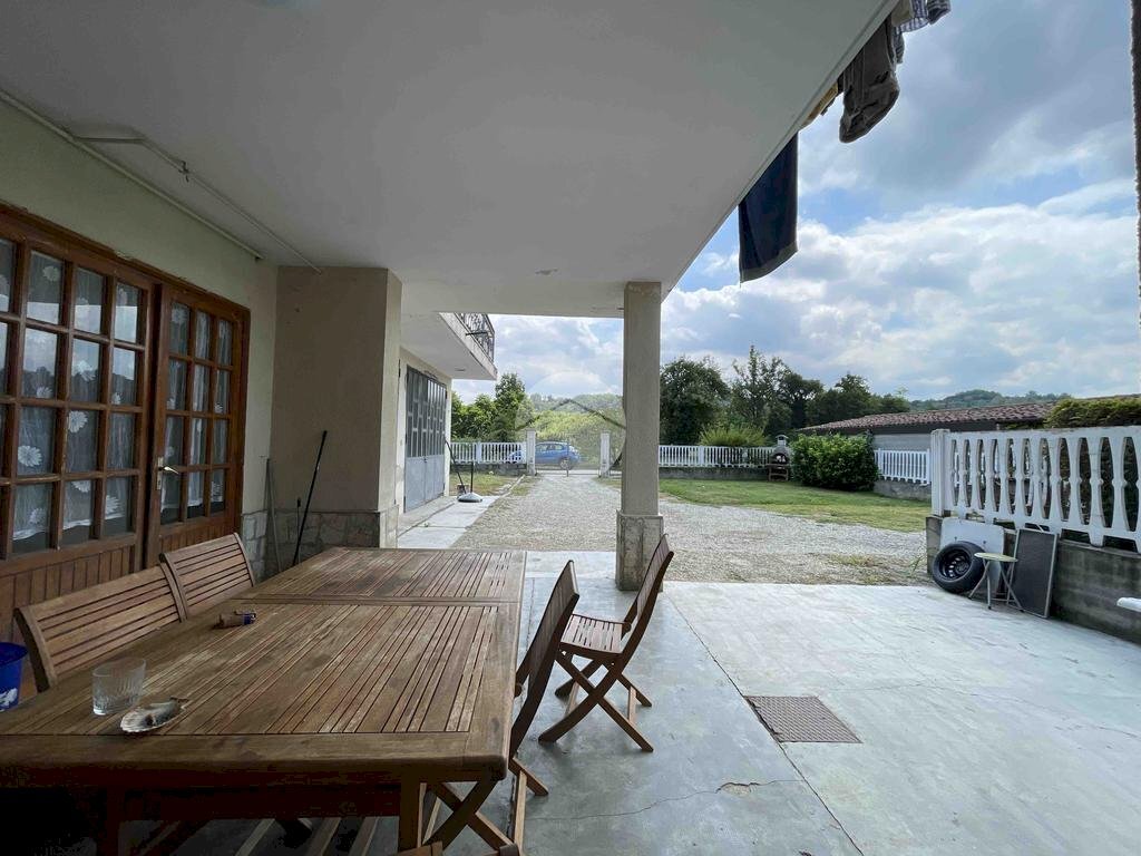 Casa semi indipendente Frazione Vaglierano Basso, Asti - foto 1