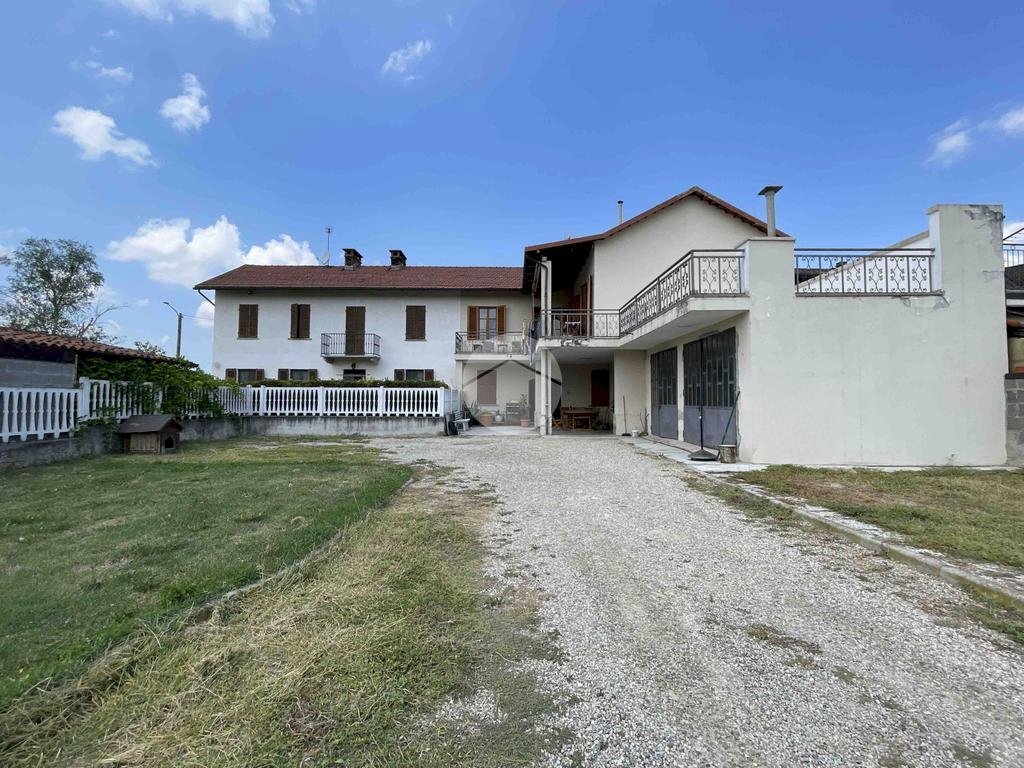 Casa semi indipendente Frazione Vaglierano Basso, Asti - foto 2