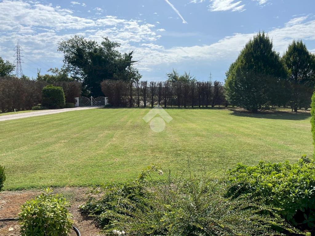 Villa Via Canala, Ravenna (neighborhood Camerlona) - photo 2