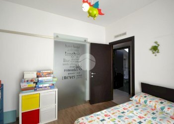 Four-room apartment Via Trento, Sedriano - photo 27