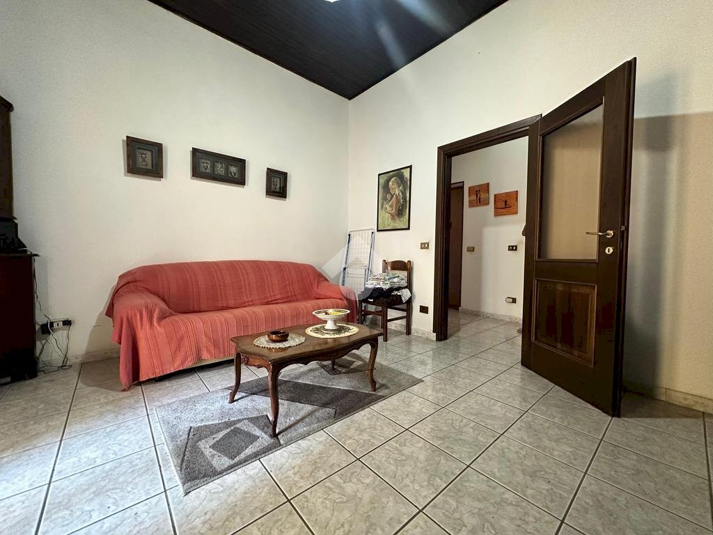 Apartment Vicolo Derthona, Tortona - photo 1