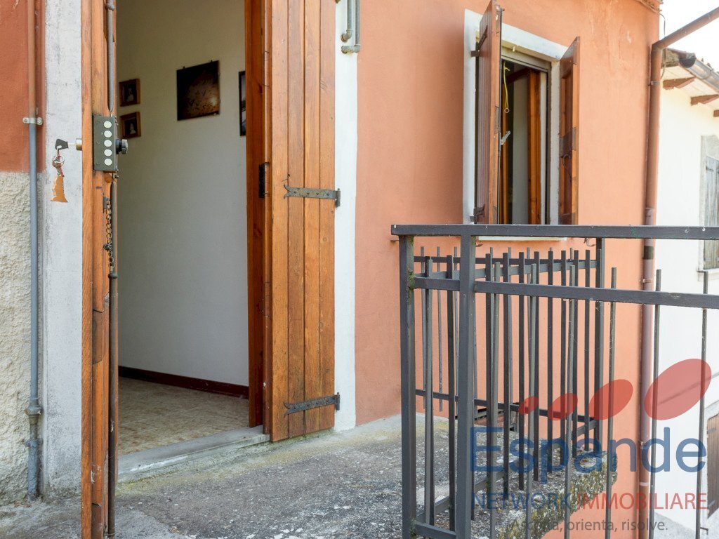 Portion of a house Camugnano - photo 1