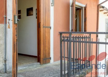 Porzione di casa Camugnano - foto 1