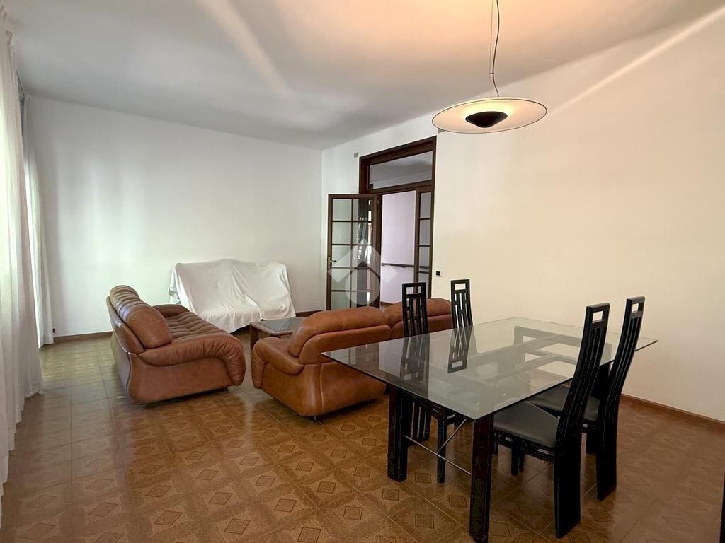 Apartment Corso Michele Coppino, Alba - photo 3