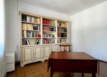 Apartment Corso Michele Coppino, Alba - photo 6