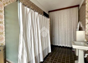 Apartment Corso Michele Coppino, Alba - photo 28