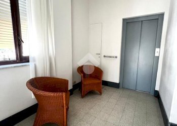 Apartment Corso Michele Coppino, Alba - photo 35
