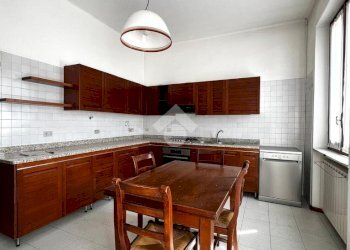 Apartment Corso Michele Coppino, Alba - photo 42