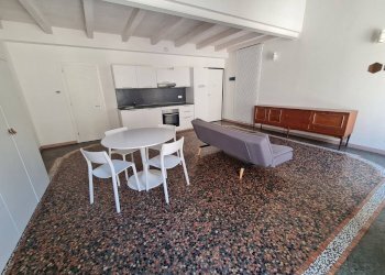 Bilocale Via Santo Stefano, 49, Bologna (zona Centro Storico) - foto 1