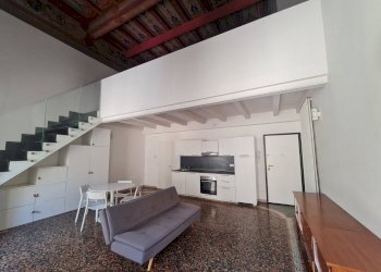 Bilocale Via Santo Stefano, 49, Bologna (zona Centro Storico) - foto 4