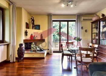 Foto 1 - Quadrilocale VIA MONTE BIANCO, Saronno - foto 1