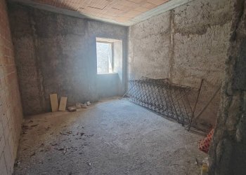 Foto 9 - Stabile - Palazzo via drelle
 
27, Vallecorsa - foto 9