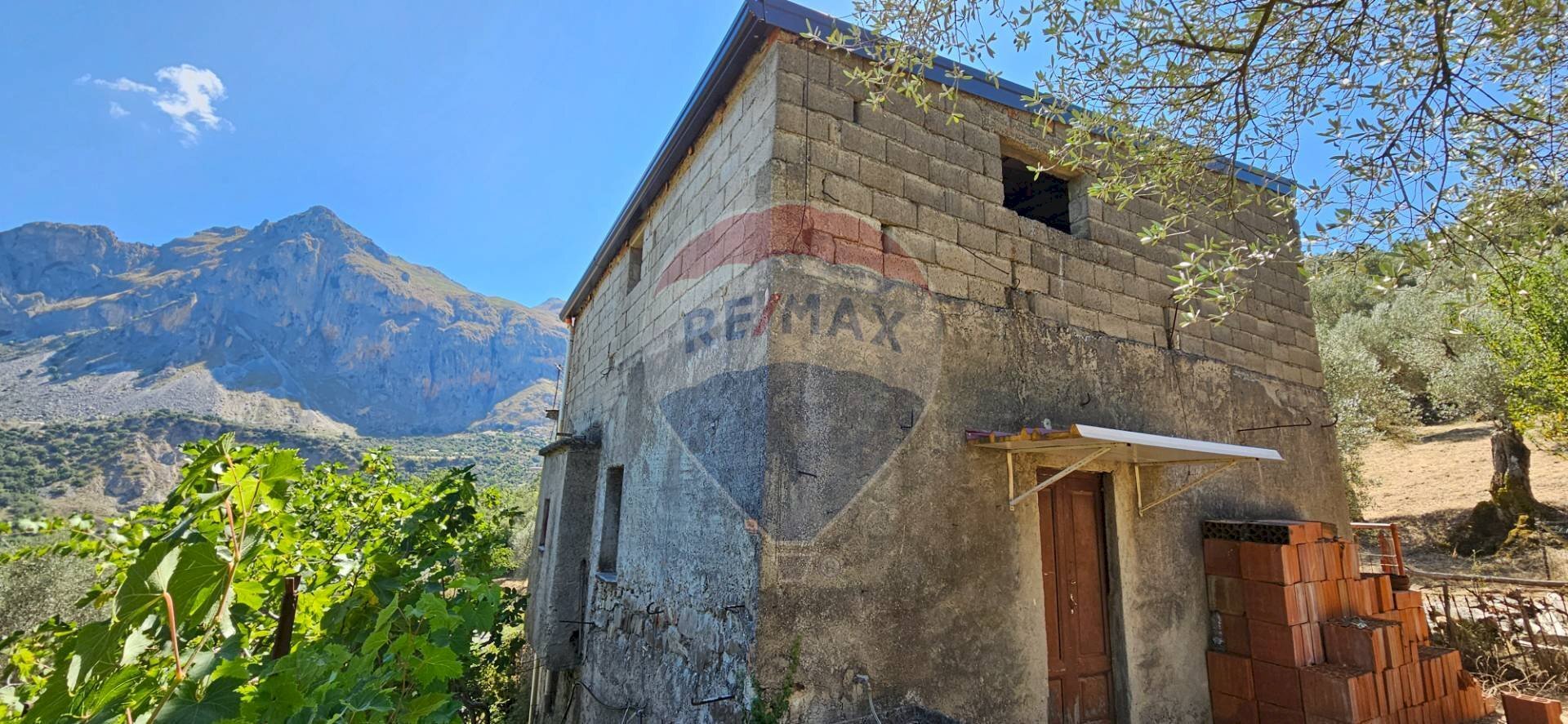 PROSPETTO LATO NORD/OVEST - Casa indipendente Contrada Fere
 
snc, Alcara Li Fusi - foto 3