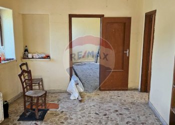 INGRESSO/SOGGIORNO - Casa indipendente Contrada Fere
 
snc, Alcara Li Fusi - foto 7