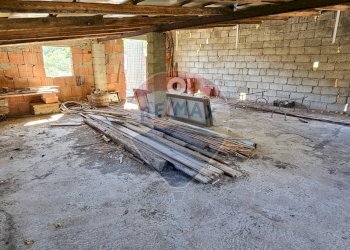 SOFFITTA - Casa indipendente Contrada Fere
 
snc, Alcara Li Fusi - foto 20