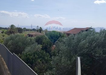 Edificio all\'aperto - Terreno agricolo Contrada San Lazzaro
snc, Paterno - foto 8