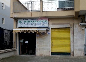 Edificio all\'aperto - Commercial Premises Viale Concilio Vaticano
 
92/94, Bari - photo 1