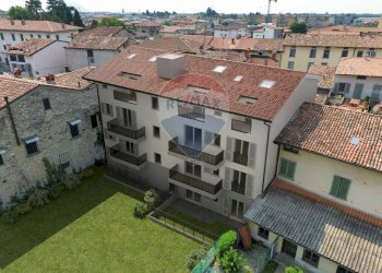 Edificio all\'aperto - Three-room apartment VIA ROMA
29, Grumello del Monte - photo 8