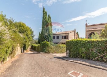 Casa all\'aperto - Casa semi indipendente Madonna Del Cavalluzzo
 
snc, Manciano - foto 4