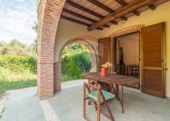 Terrazza - Casa semi indipendente Madonna Del Cavalluzzo
 
snc, Manciano - foto 2