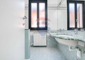 Bagno - Casa indipendente Via Alberto da Giussano
 
57, Legnano - foto 22