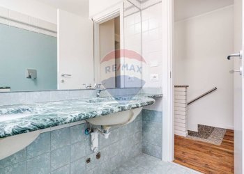 Bagno - Casa indipendente Via Alberto da Giussano
 
57, Legnano - foto 23