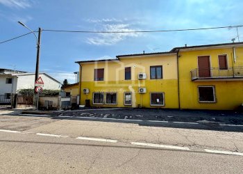 Foto 25 - Villa Bifamiliare via Mazzini
 
24, Montichiari - foto 25