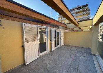 Terrazza - Trilocale Via Ettore Giovinale
50, Roma - foto 15