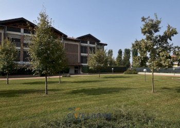 Foto 29 - Trilocale Via Sandro Pertini
 
2, Rosate - foto 29