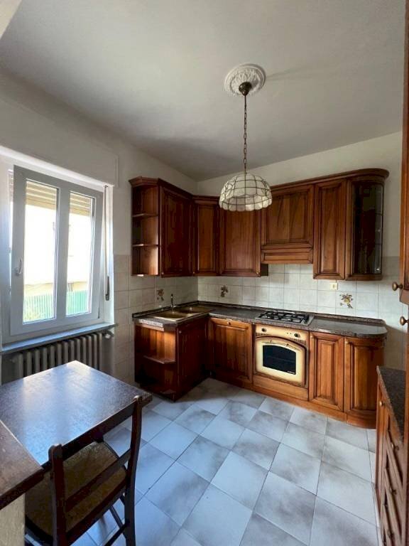 Cucina - Quadrilocale via Giuseppe Malan, 20, Luserna San Giovanni - foto 3