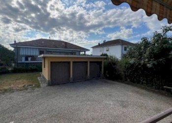 Cortile interno - Quadrilocale via Giuseppe Malan, 20, Luserna San Giovanni - foto 19