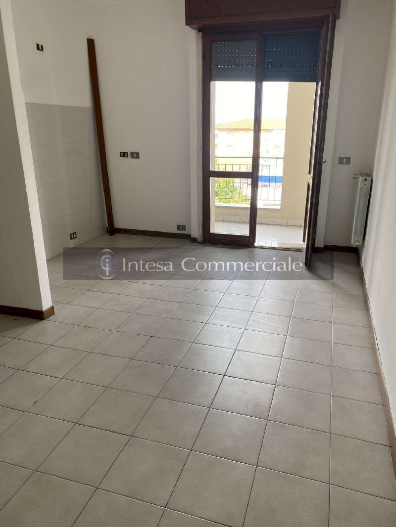 ZONA GIORNO - Two-room apartment Brescia - photo 3