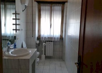 Bagno - Two-room apartment via Nemorense, 188, Roma - photo 19