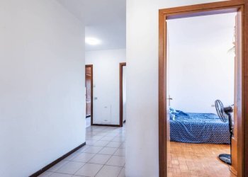 Three-room apartment Bergamo - photo 18