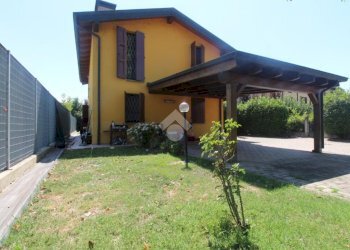 Villa Via Canale, Casalgrande - foto 1