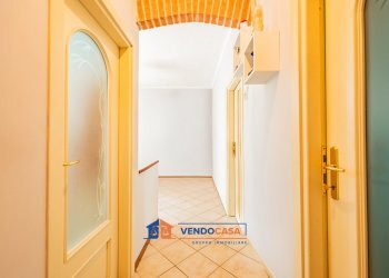 Three-room apartment Boves - photo 1