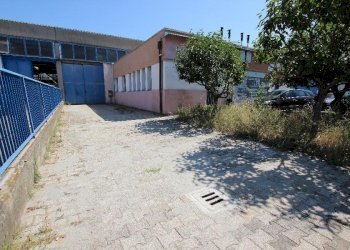 Capannone Calderara di Reno - foto 1