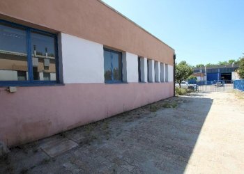 Capannone Calderara di Reno - foto 2