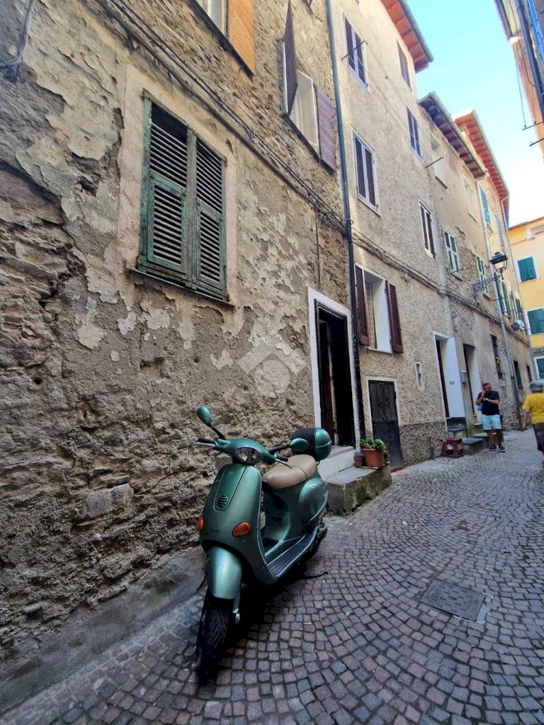 Four-room apartment Via Armando Cane, Badalucco - photo 2