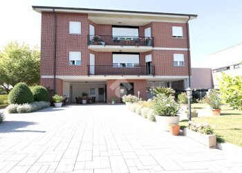 Casa indipendente Via Luigi Einaudi, Alessandria - foto 1